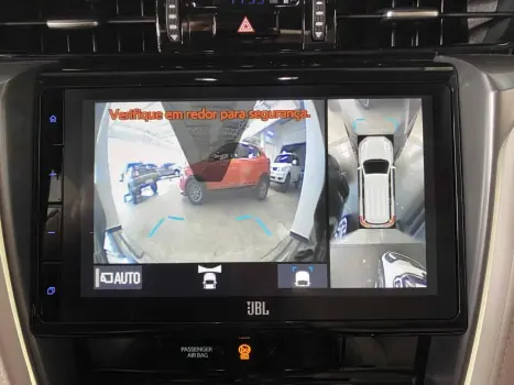 TOYOTA Hilux SW4 2.8 4P SRX 4X4 DIAMOND 7 LUGARES TURBO DIESEL AUTOMTICO, Foto 18