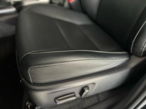 TOYOTA Hilux SW4 2.8 16V 4P SRX 4X4 7 LUGARES TURBO DIESEL AUTOM�TICO, Foto 17