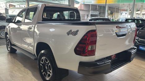 TOYOTA Hilux SW4 2.8 4P 4X4 TURBO DIESEL, Foto 6