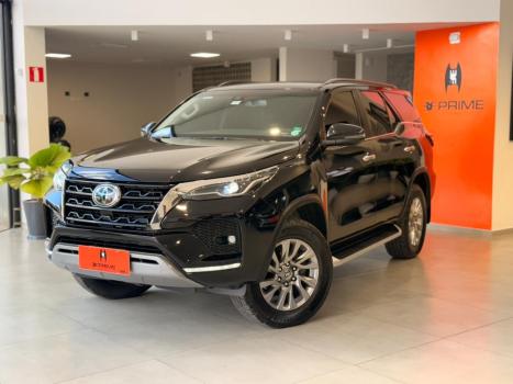 TOYOTA Hilux SW4 2.8 16V 4P SRX 4X4 7 LUGARES TURBO DIESEL AUTOM�TICO, Foto 1