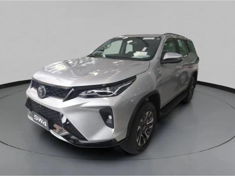 TOYOTA Hilux SW4 2.8 16V 4P SRX PLATINUM 4X4 7 LUGARES TURBO DIESEL AUTOM�TICO, Foto 1