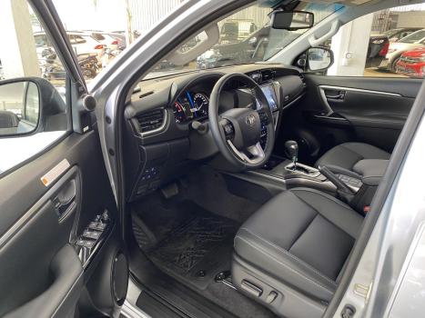 TOYOTA Hilux SW4 2.8 16V 4P SRX PLATINUM 4X4 7 LUGARES TURBO DIESEL AUTOM�TICO, Foto 8