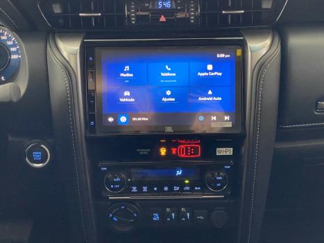 TOYOTA Hilux SW4 2.8 16V 4P SRX PLATINUM 4X4 7 LUGARES TURBO DIESEL AUTOM�TICO, Foto 17