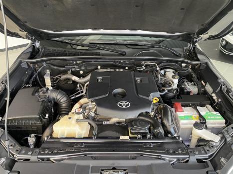 TOYOTA Hilux SW4 2.8 16V 4P SRX 4X4 7 LUGARES TURBO DIESEL AUTOM�TICO, Foto 20