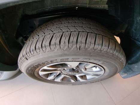 TOYOTA Hilux SW4 2.8 4P SRX 4X4 TURBO DIESEL AUTOM�TICO, Foto 12