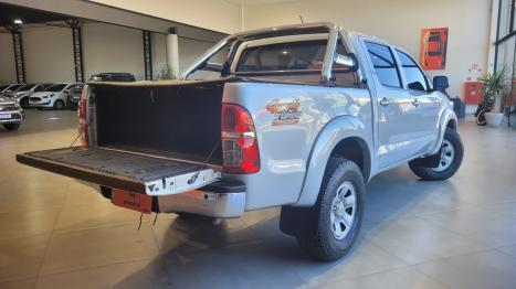 TOYOTA Hilux SW4 3.0 16V 4P SR 4X4 TURBO DIESEL AUTOMTICO, Foto 6