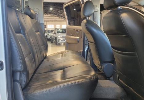 TOYOTA Hilux SW4 3.0 16V 4P SR 4X4 TURBO DIESEL AUTOMTICO, Foto 9