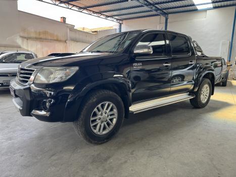 TOYOTA Hilux SW4 3.0 16V 4P SRV 4X4 TURBO DIESEL AUTOMTICO, Foto 4