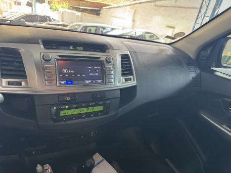 TOYOTA Hilux SW4 3.0 16V 4P SRV 4X4 TURBO DIESEL AUTOMTICO, Foto 15