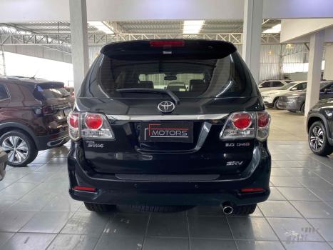 TOYOTA Hilux SW4 3.0 16V 4P SRV 4X4 TURBO DIESEL AUTOMTICO, Foto 5