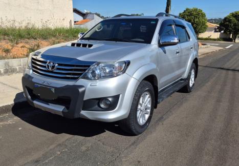 TOYOTA Hilux SW4 3.0 16V 4P SRV 4X4 TURBO DIESEL AUTOM�TICO, Foto 9