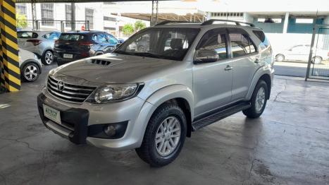 TOYOTA Hilux SW4 3.0 16V 4P SRV 4X4 TURBO DIESEL AUTOM�TICO, Foto 3