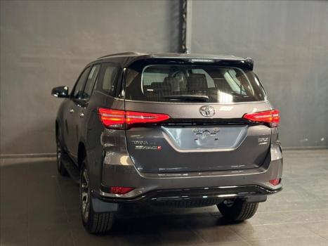 TOYOTA Hilux SW4 , Foto 10