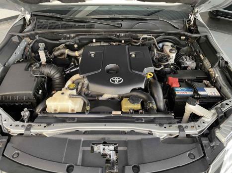TOYOTA Hilux SW4 , Foto 19 TOYOTA Hilux SW4 , Foto 19