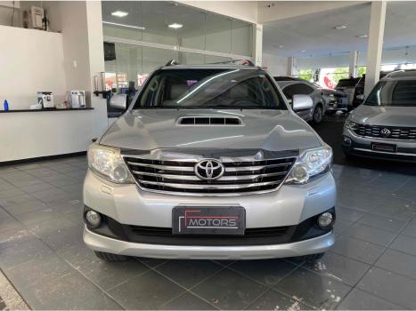 TOYOTA Hilux SW4 , Foto 2