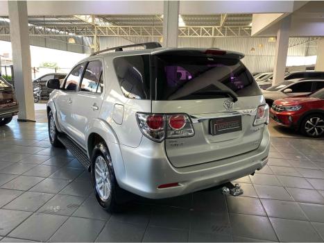 TOYOTA Hilux SW4 , Foto 6