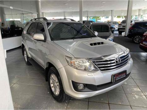 TOYOTA Hilux SW4 , Foto 3