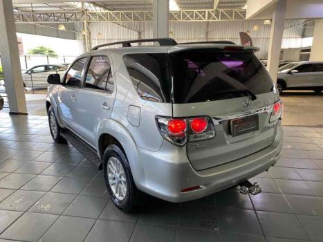 TOYOTA Hilux SW4 , Foto 6