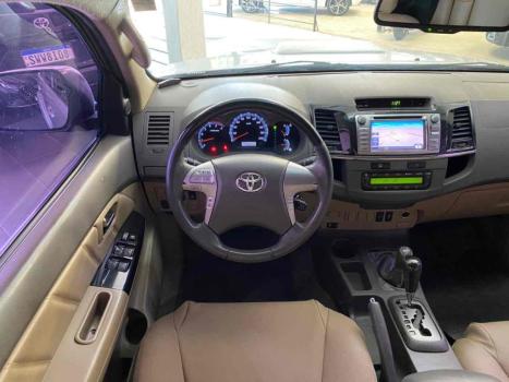 TOYOTA Hilux SW4 , Foto 16