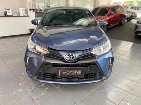 TOYOTA Yaris Hatch 1.5 16V 4P FLEX XS MULTIDRIVE AUTOMTICO CVT, Foto 2