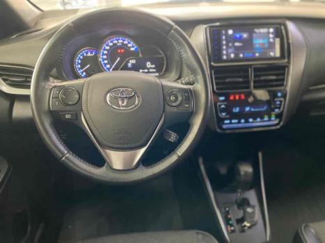 TOYOTA Yaris Hatch 1.5 16V 4P FLEX XS MULTIDRIVE AUTOMTICO CVT, Foto 14
