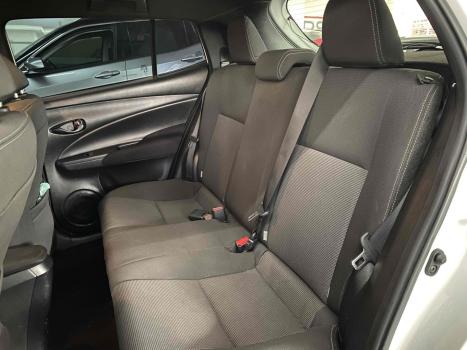 TOYOTA Yaris Hatch 1.5 16V 4P FLEX XL MULTIDRIVE AUTOMÁTICO CVT, Foto 11 TOYOTA Yaris Hatch 1.5 16V 4P FLEX XL MULTIDRIVE AUTOMÁTICO CVT, Foto 11