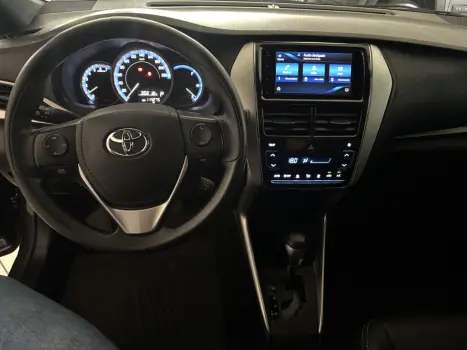 TOYOTA Yaris Hatch 1.5 16V 4P FLEX XL PLUS CONNECT MULTIDRIVE AUTOMTICO CVT, Foto 7