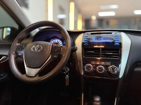 TOYOTA Yaris Hatch 1.5 16V 4P FLEX XL MULTIDRIVE AUTOM�TICO CVT, Foto 6