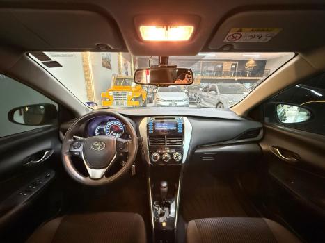 TOYOTA Yaris Hatch 1.5 16V 4P FLEX XL MULTIDRIVE AUTOM�TICO CVT, Foto 8