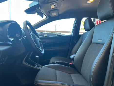 TOYOTA Yaris Sedan 1.5 16V 4P FLEX XS MULTIDRIVE AUTOMÁTICO CVT, Foto 10