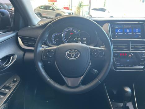 TOYOTA Yaris Sedan 1.5 16V 4P FLEX XS MULTIDRIVE AUTOMÁTICO CVT, Foto 14