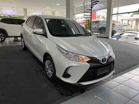 TOYOTA Yaris Sedan , Foto 3