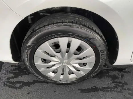 TOYOTA Yaris Sedan , Foto 7