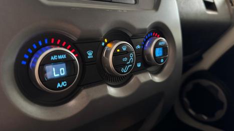TROLLER T4 3.2 XLT 4X4 TURBO DIESEL INTERCOOLER, Foto 13 TROLLER T4 3.2 XLT 4X4 TURBO DIESEL INTERCOOLER, Foto 13