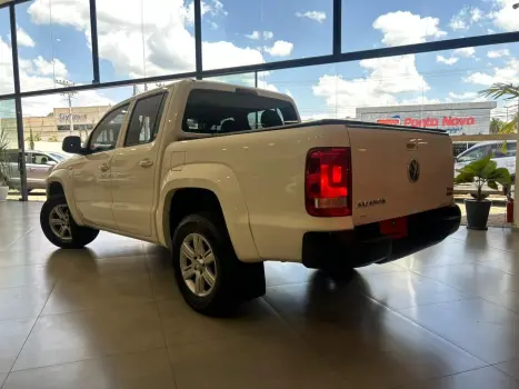 VOLKSWAGEN Amarok 2.0 16V 4X4 CABINE DUPLA TRENDLINE TURBO INTERCOOLER AUTOMTICO, Foto 5