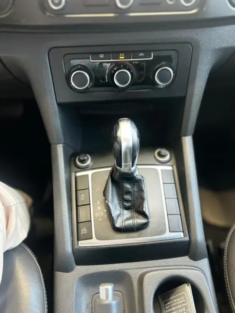 VOLKSWAGEN Amarok 2.0 16V 4X4 CABINE DUPLA TRENDLINE TURBO INTERCOOLER AUTOMTICO, Foto 16