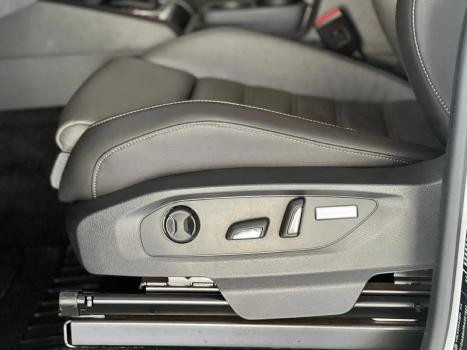 VOLKSWAGEN Amarok 3.0 V6 CABINE DUPLA HIGHLINE 4X4 TURBO INTERCOOLER AUTOM�TICO, Foto 16