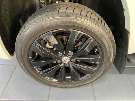VOLKSWAGEN Amarok 3.0 V6 CABINE DUPLA HIGHLINE EXTREME 4X4 TURBO INTERCOOLER AUTOM�TICO, Foto 7