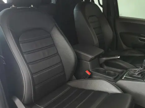 VOLKSWAGEN Amarok 3.0 V6 CABINE DUPLA COMFORT 4X4 TURBO INTERCOOLER AUTOM�TICO, Foto 7
