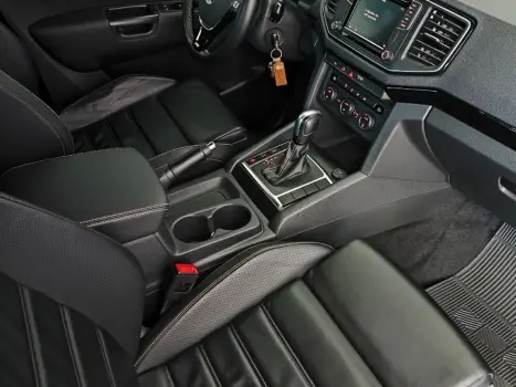 VOLKSWAGEN Amarok 3.0 V6 CABINE DUPLA COMFORT 4X4 TURBO INTERCOOLER AUTOM�TICO, Foto 8