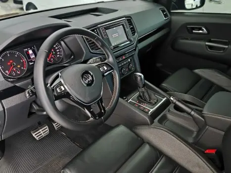 VOLKSWAGEN Amarok 3.0 V6 CABINE DUPLA COMFORT 4X4 TURBO INTERCOOLER AUTOM�TICO, Foto 13