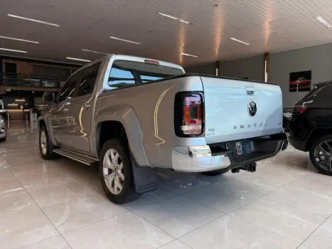 VOLKSWAGEN Amarok 3.0 V6 CABINE DUPLA COMFORT 4X4 TURBO INTERCOOLER AUTOM�TICO, Foto 4