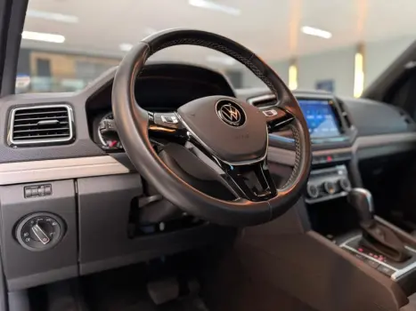 VOLKSWAGEN Amarok 3.0 V6 CABINE DUPLA COMFORT 4X4 TURBO INTERCOOLER AUTOM�TICO, Foto 5