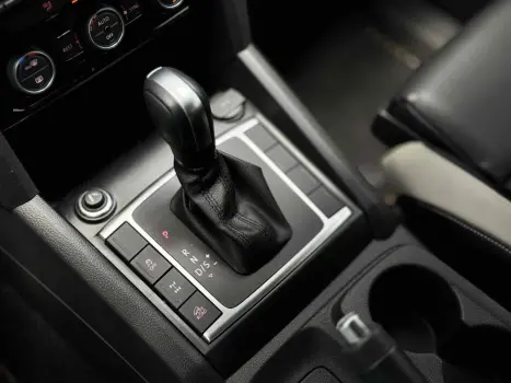 VOLKSWAGEN Amarok , Foto 9