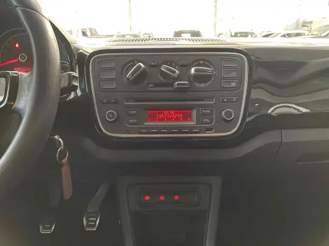 VOLKSWAGEN Cross UP 1.0 12V 4P TSI FLEX, Foto 14