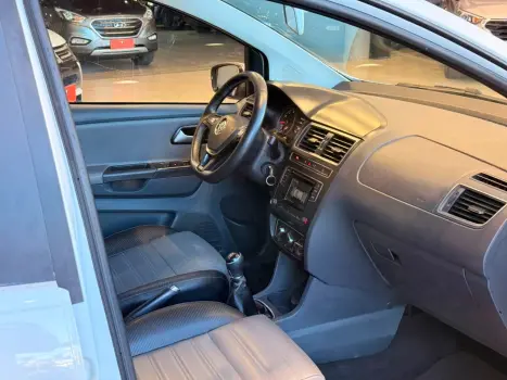 VOLKSWAGEN Crossfox 1.6 4P FLEX, Foto 14