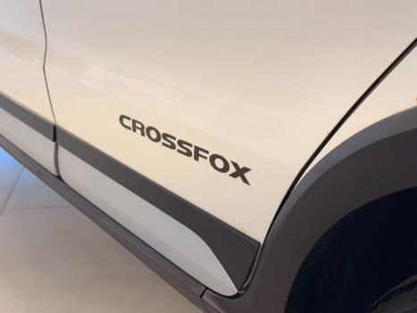 VOLKSWAGEN Crossfox 1.6 4P FLEX, Foto 6