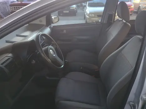 VOLKSWAGEN Fox 1.6 4P PLUS FLEX, Foto 9