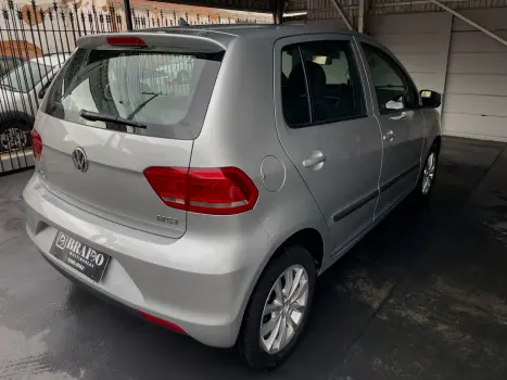 VOLKSWAGEN Fox 1.6 4P, Foto 4