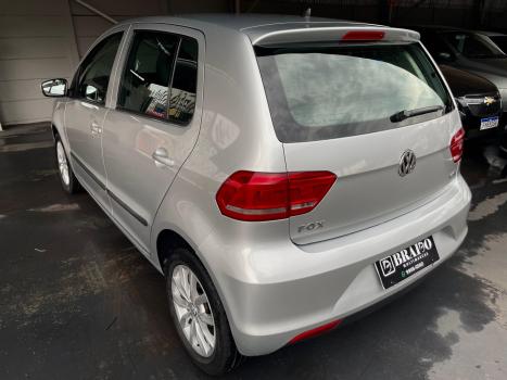 VOLKSWAGEN Fox 1.6 4P, Foto 6